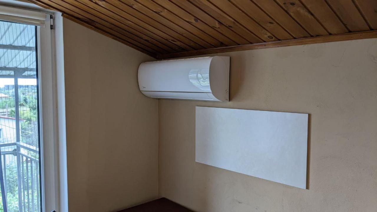 Guest House Dacha 卡罗利诺-布加兹 外观 照片