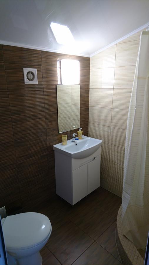 Guest House Dacha 卡罗利诺-布加兹 外观 照片
