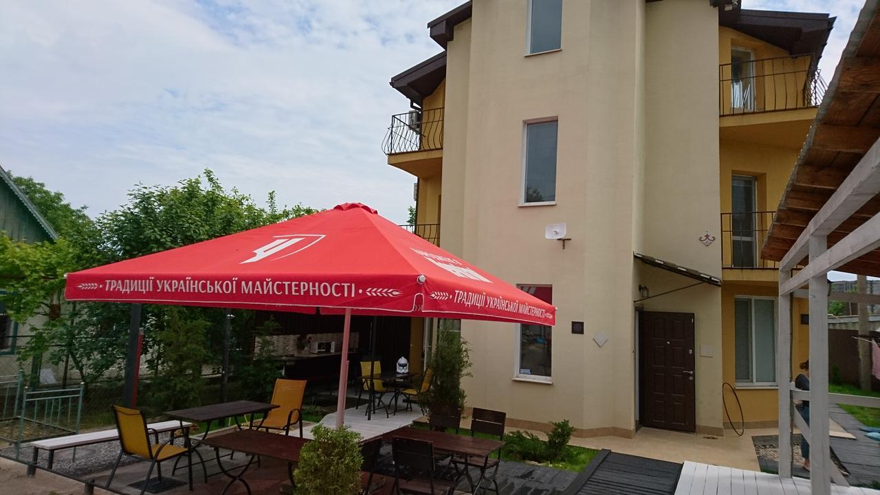 Guest House Dacha 卡罗利诺-布加兹 外观 照片