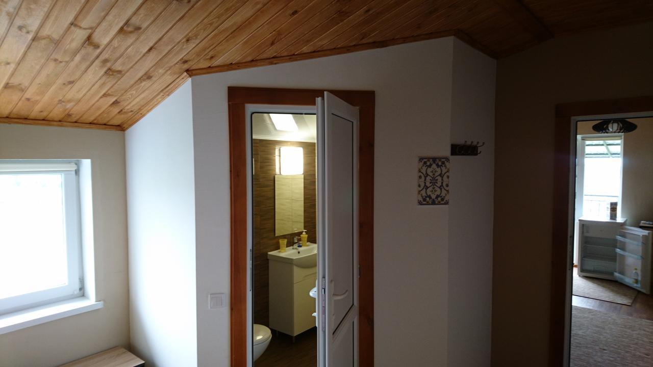 Guest House Dacha 卡罗利诺-布加兹 外观 照片