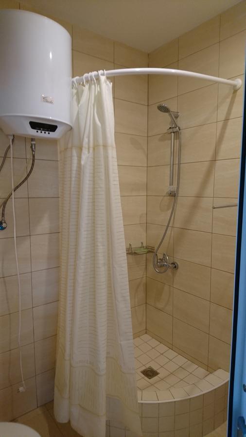 Guest House Dacha 卡罗利诺-布加兹 外观 照片