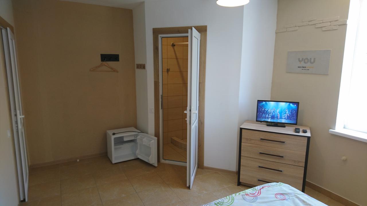 Guest House Dacha 卡罗利诺-布加兹 外观 照片