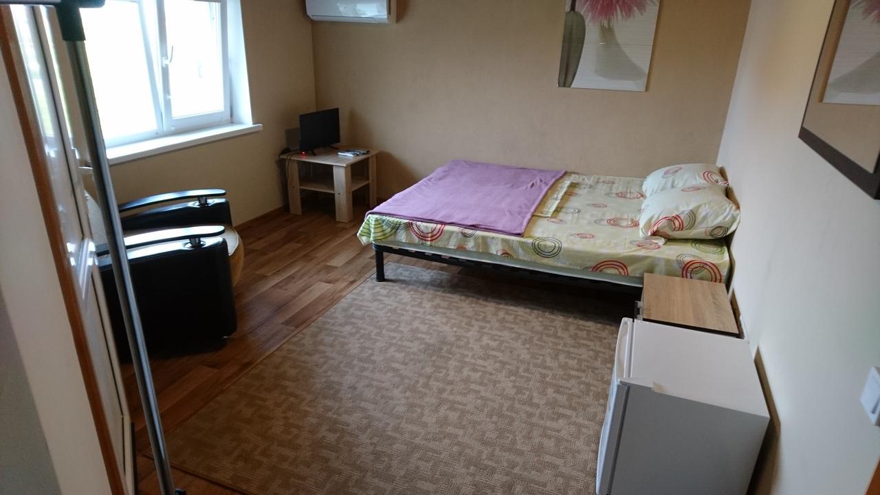 Guest House Dacha 卡罗利诺-布加兹 外观 照片
