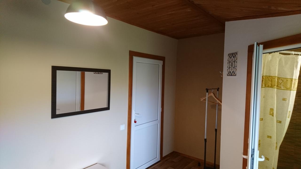 Guest House Dacha 卡罗利诺-布加兹 外观 照片