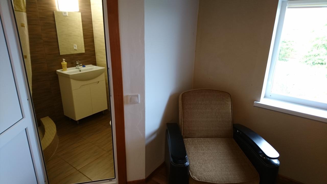 Guest House Dacha 卡罗利诺-布加兹 外观 照片