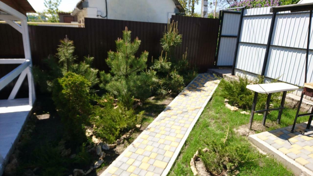Guest House Dacha 卡罗利诺-布加兹 外观 照片